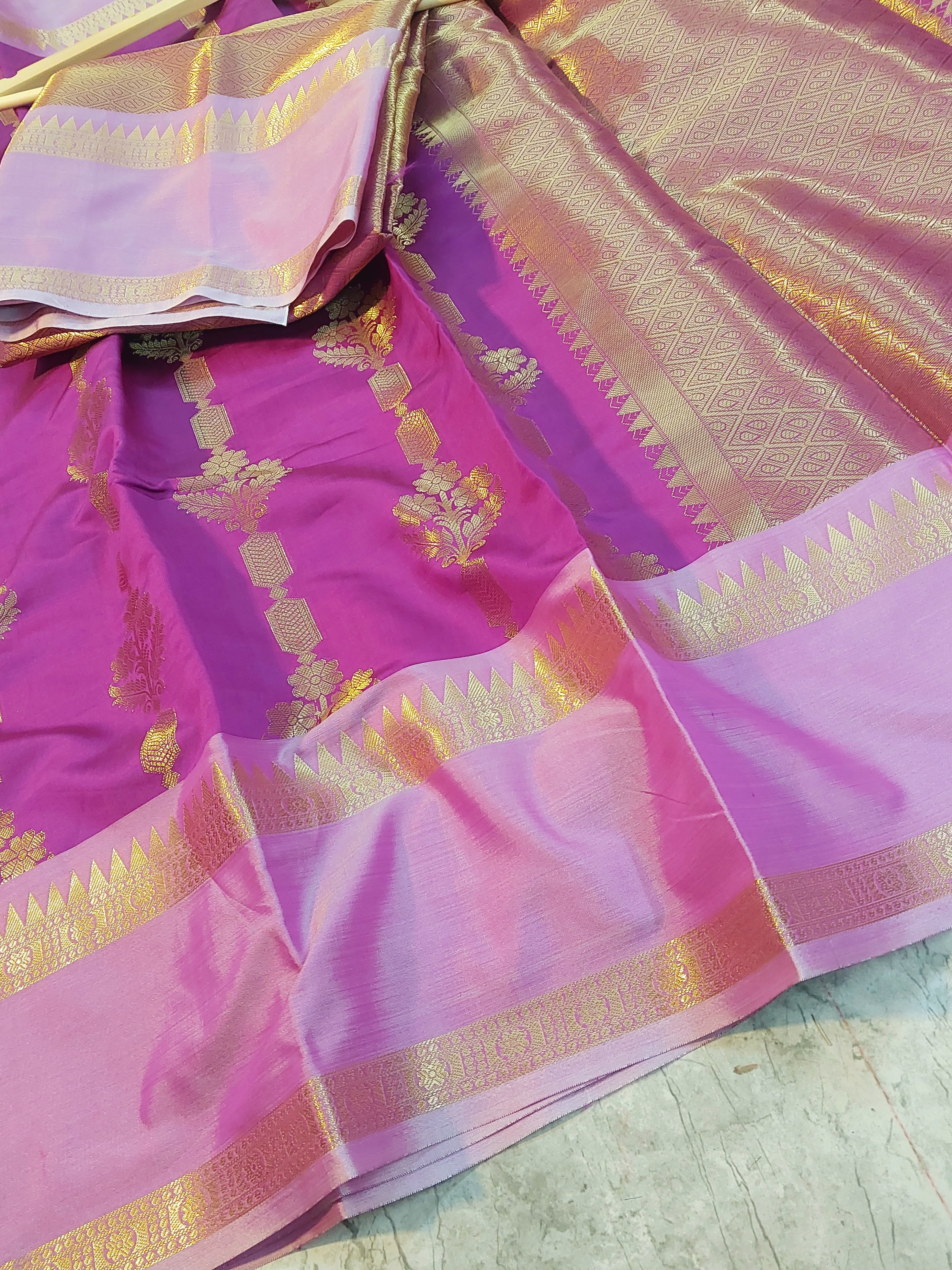 ​Royal Magenta Banarasi Semi Katan Saree ✨ | Rich Zari Weaving &amp; Dual Tone Border